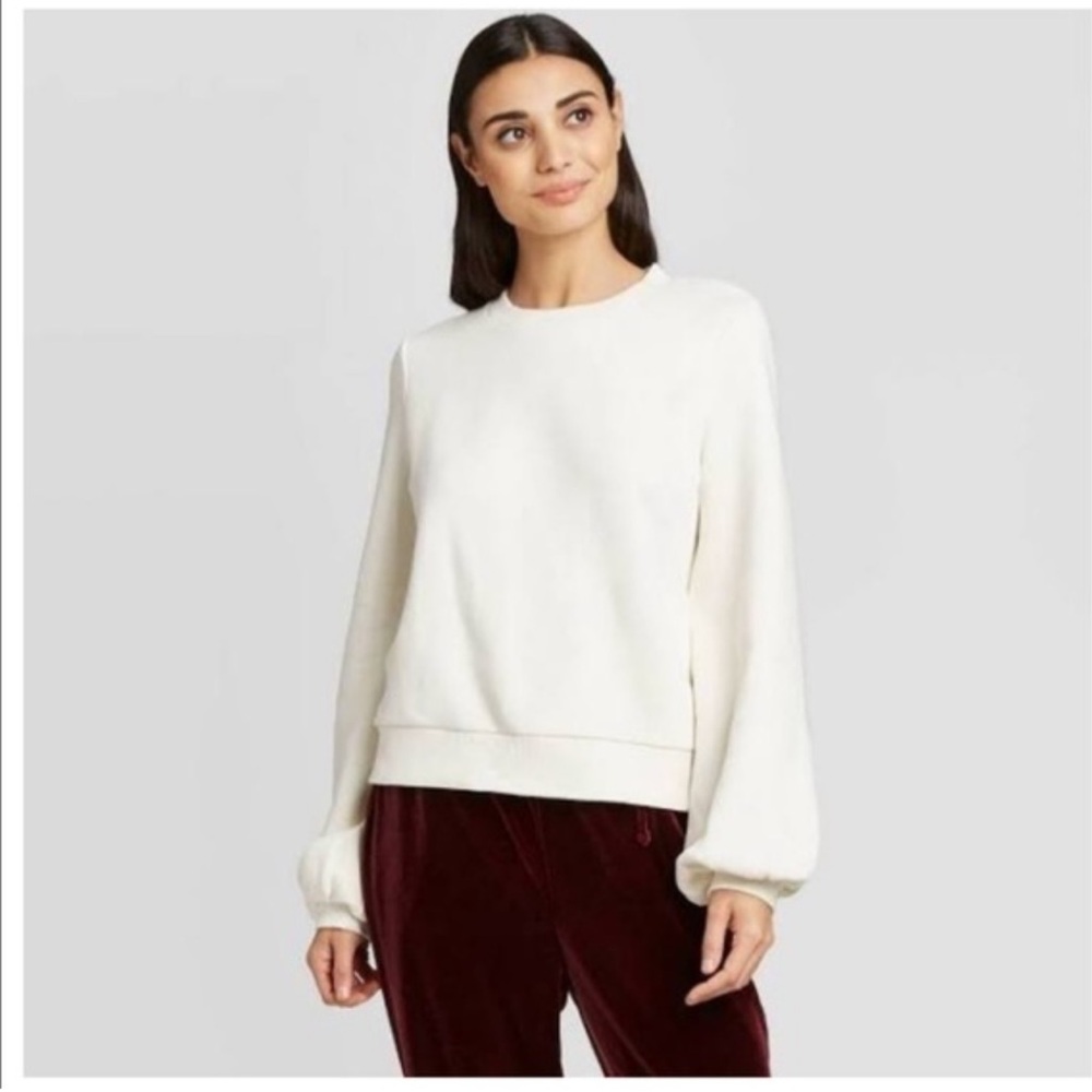 A New Day Balloon Sleeve Crop Sweatshirt Cream